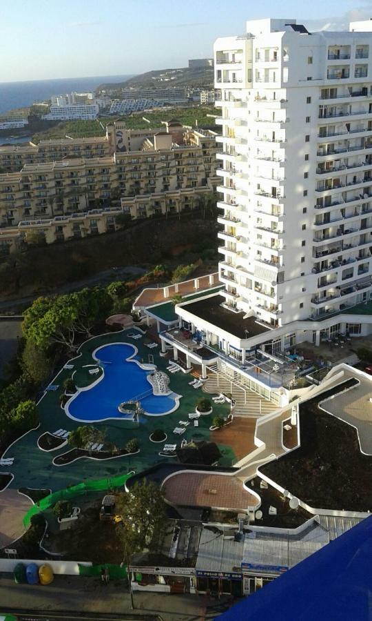 Adeje300, Playa Paraiso Exterior foto